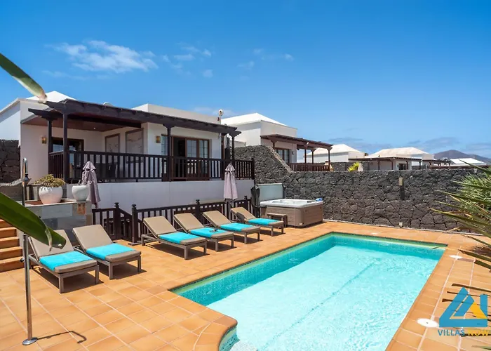 Azure - Lh122 By Now Ltd Playa Blanca (Lanzarote)