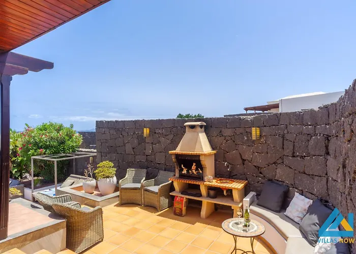 Azure - Lh122 By Now Ltd וילה